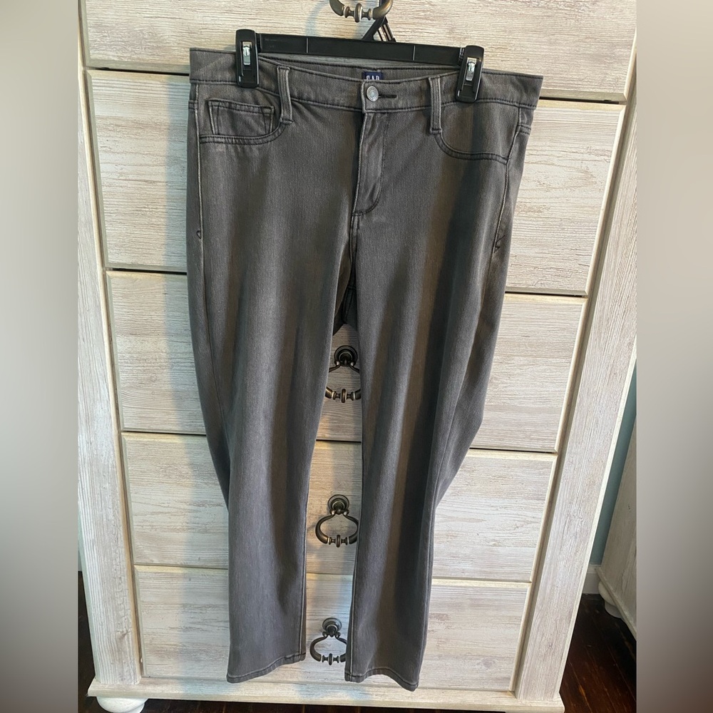 GAP Women's Straight knit legging jeans
